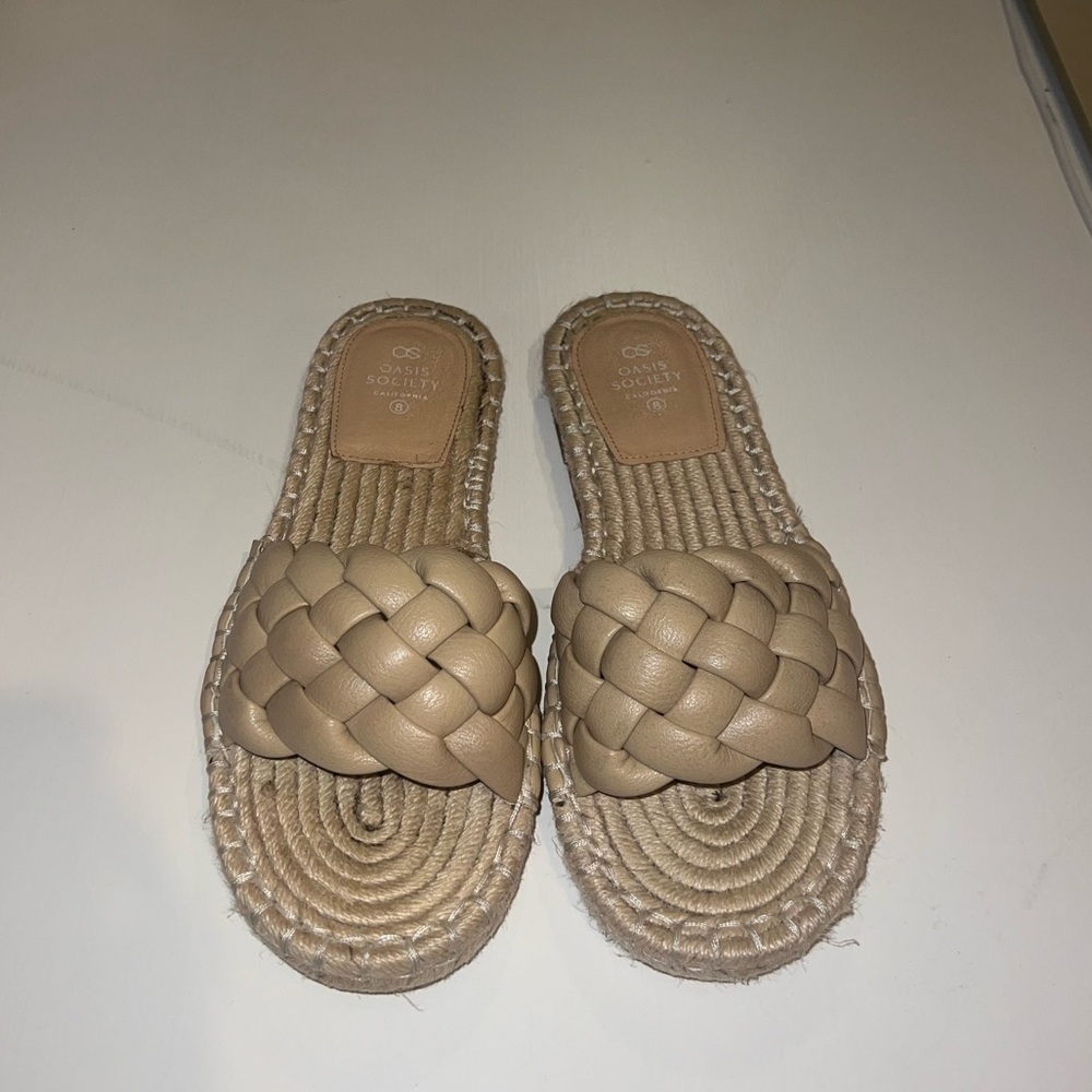 TAN BRAIDED BEACH SANDALS